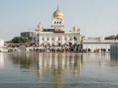 The Famous Gurdwaras And Temples You Should Visit When In Delhi The Famous Gurdwaras And Temples You Should Visit When In Delhi